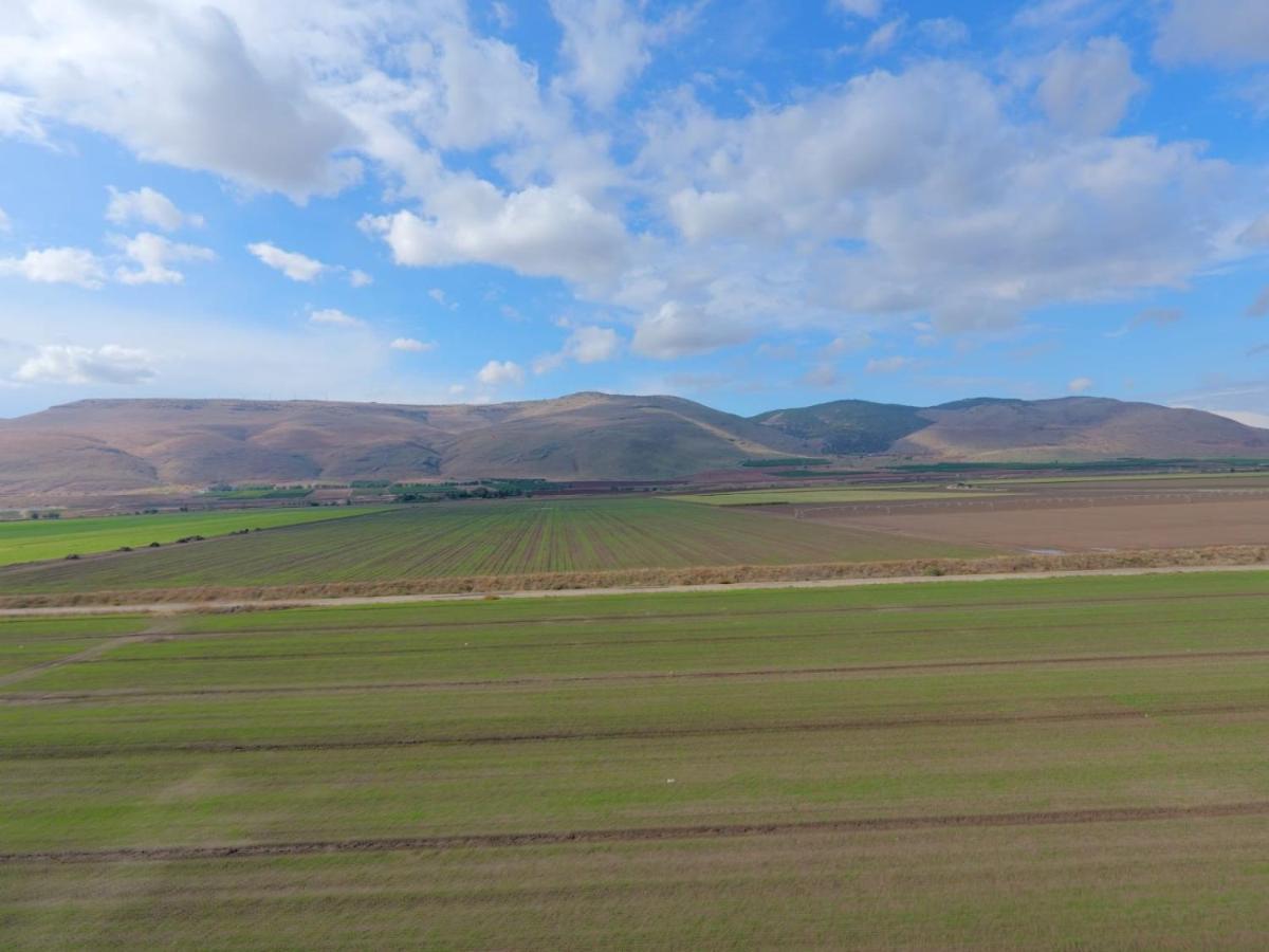 Ferienwohnung Gilboa View - יחידת אירוח מתוקה Reshafim Exterior foto